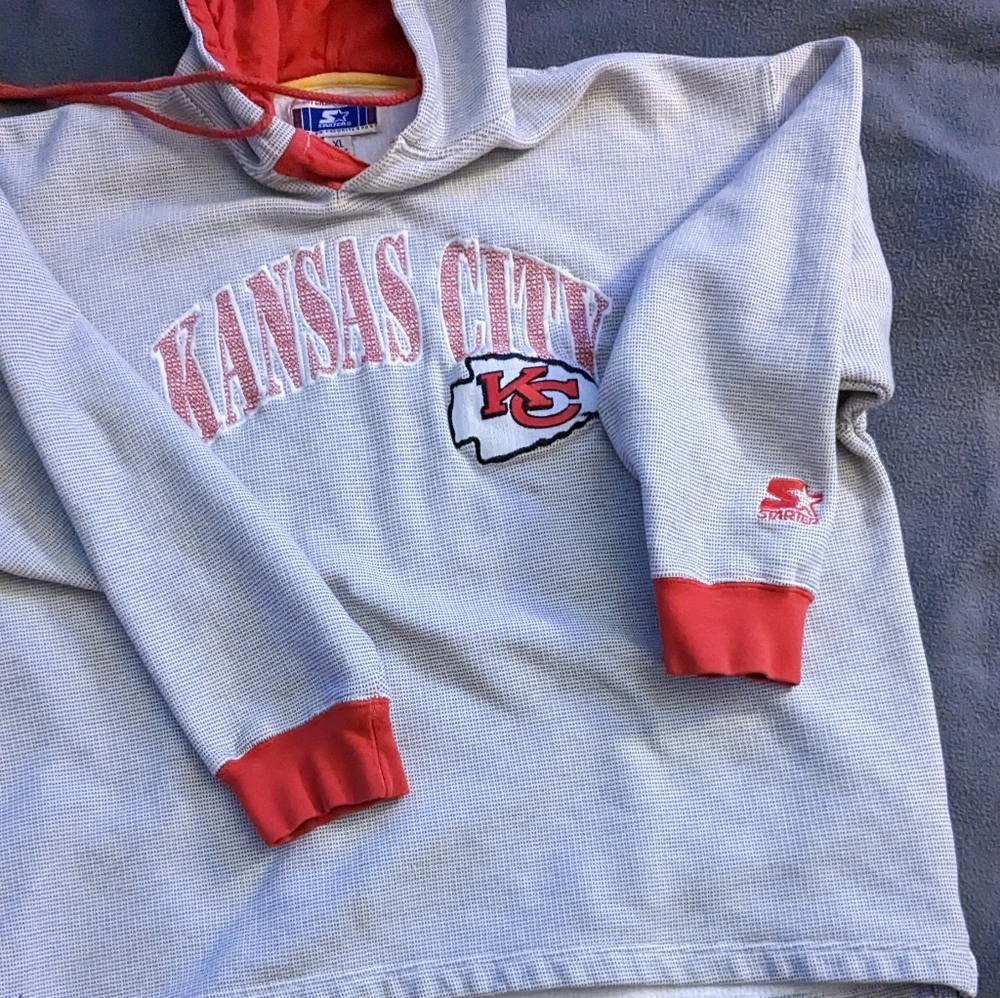 Vintage Kansas City Chief's Classic NFL Team Collection Hoodie by Starter - Picture 3 of 13
